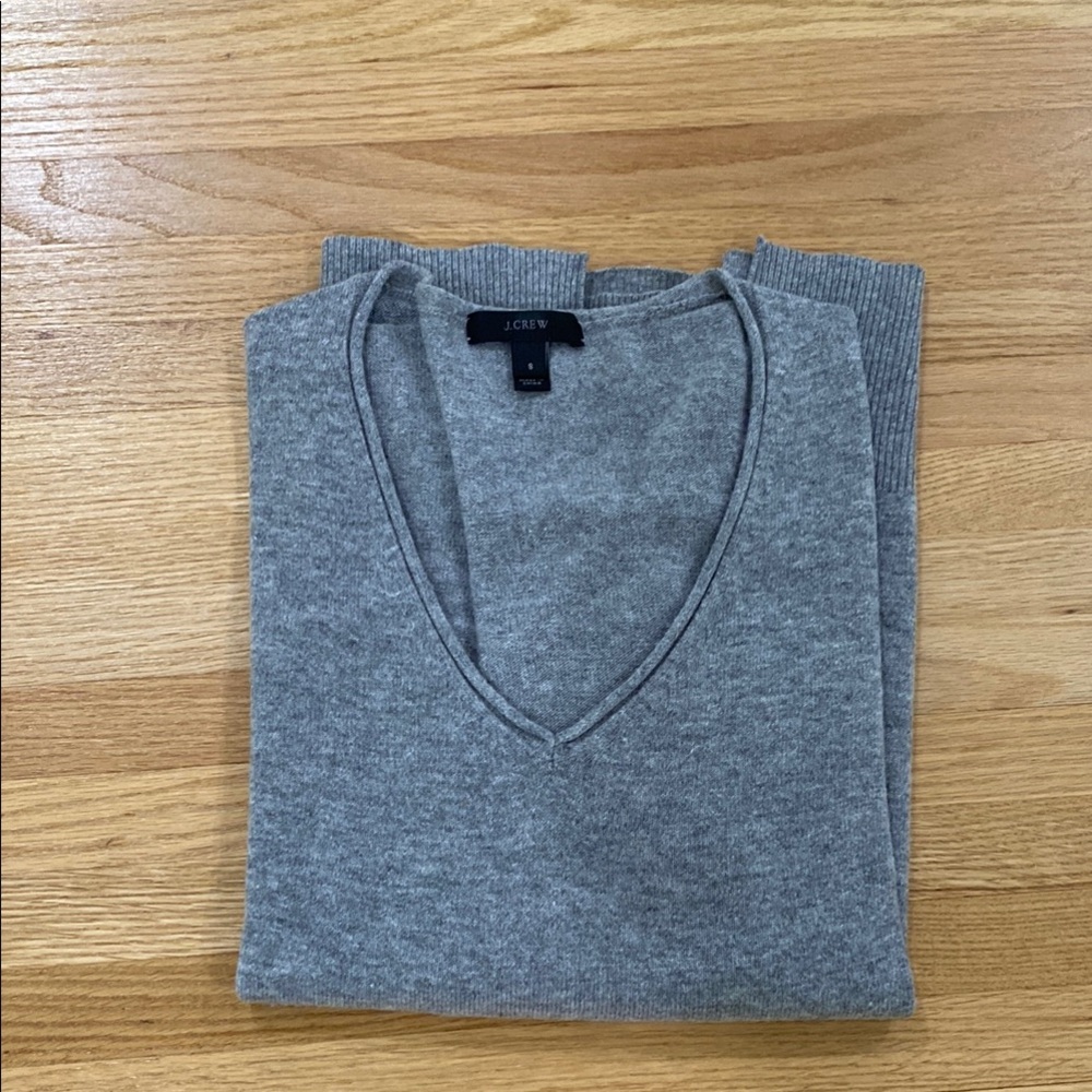 J. Crew Men's Gray V-Neck Sweater